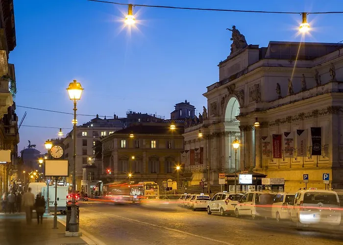 Roma Central Guest House 4*